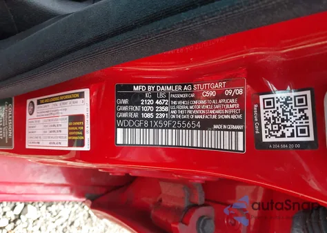 2009 Mercedes-Benz C 300 Luxury 4Matic/Sport 4Matic z USA, uszkodzony, nr VIN WDDGF81X59F255654